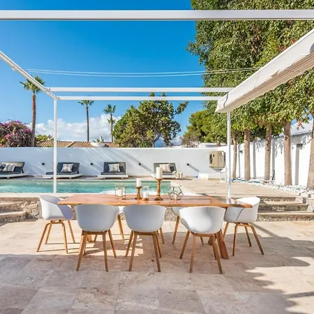 Hortensia Villa